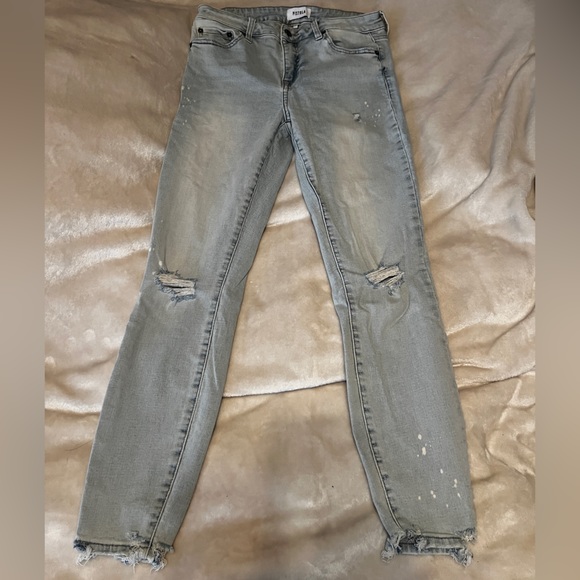 Pistola Arielle Skinny Paint Splatter Distressed Frayed Hem Jean - Picture 2 of 4